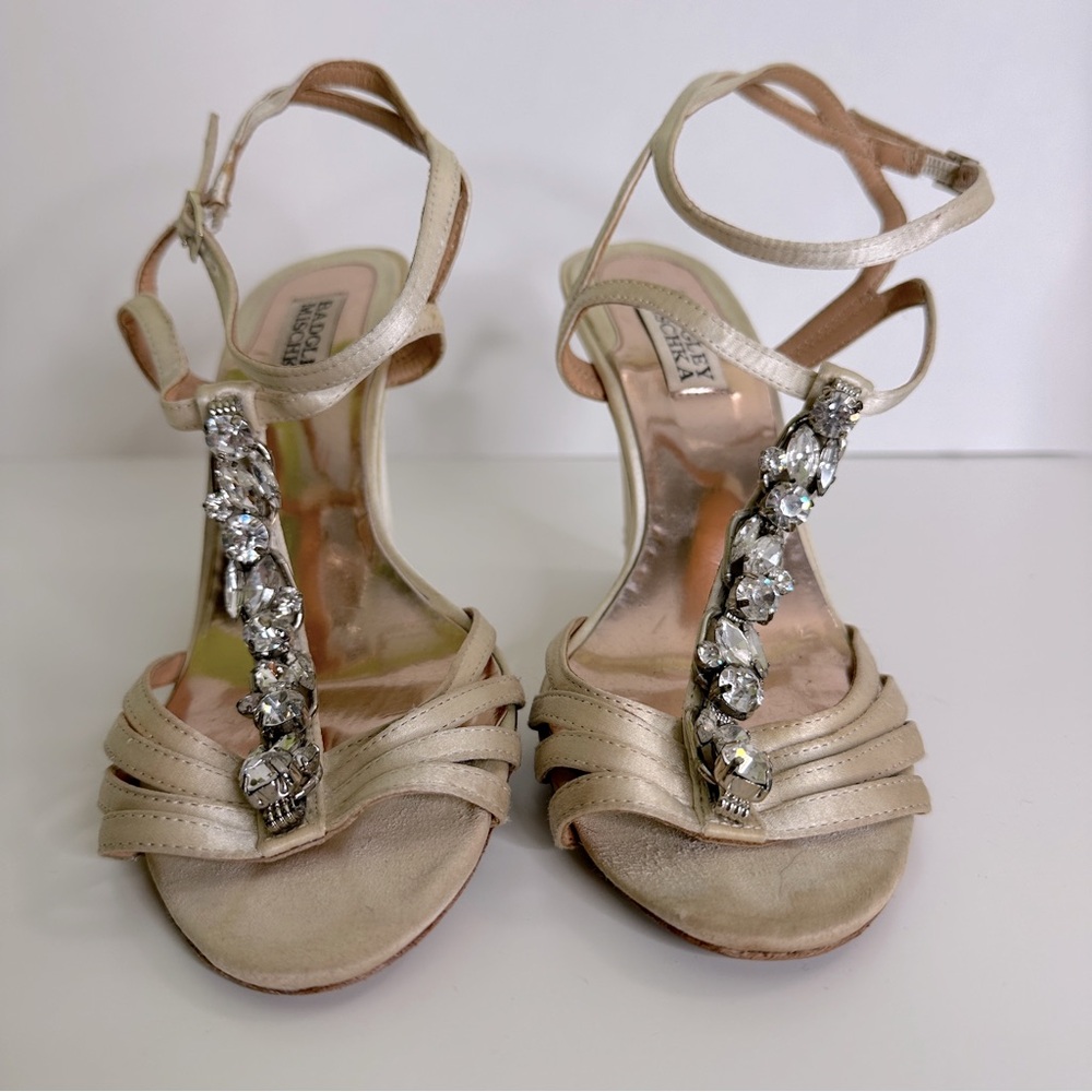 Badgley Mischka Kole TStrap‎ Jewel Embellished Wedge Sandals Gold Metallic